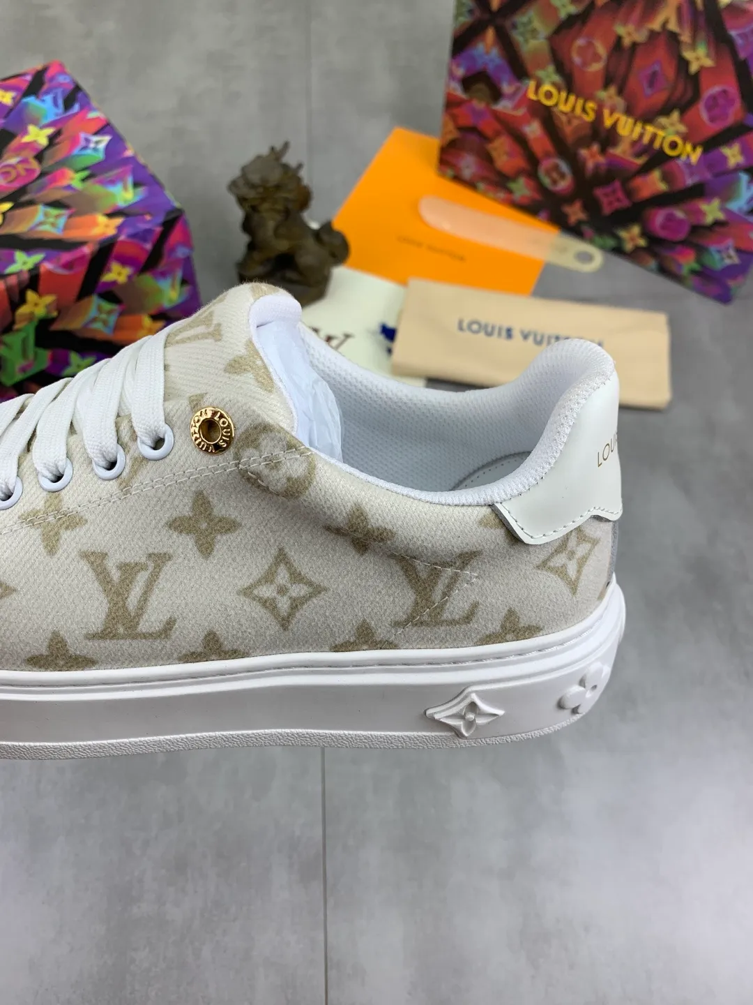 Men's men's shoes💰P520💰[New model]🆘High quality cowhide [Louis Vuitton]LV official website latest model🎁casual and fashionable men's shoes👟hot style💥simple and elegant style, exclusive for trendy men. Unique official website latest brand elements👑original decoration, fashionable and generous, the fabric is made of original denim➕comfortable and breathable mesh lining➕cow leather feet ✅The official website specifies wear-resistant casual outsole, the classic model is taken in real life🎬Color: 6️⃣colors available😍Number of codes: 38-44 Full set of packaging
